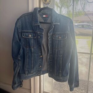 Tommy Hilfiger Vintage-Style Blue Denim Jacket